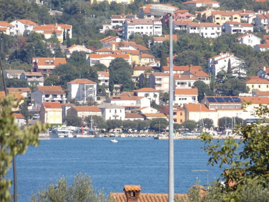 Apartments Jadranka Malinska Buitenkant foto