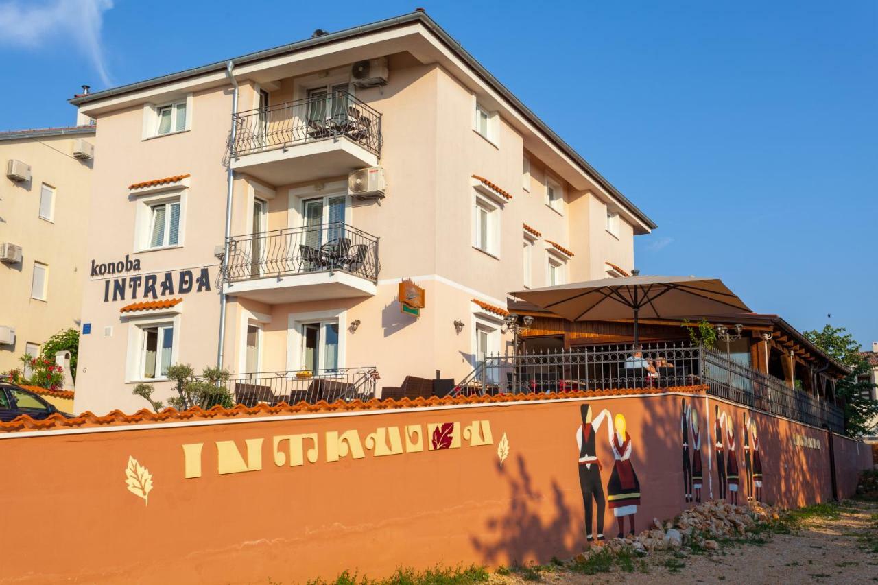 Apartments Jadranka Malinska Buitenkant foto